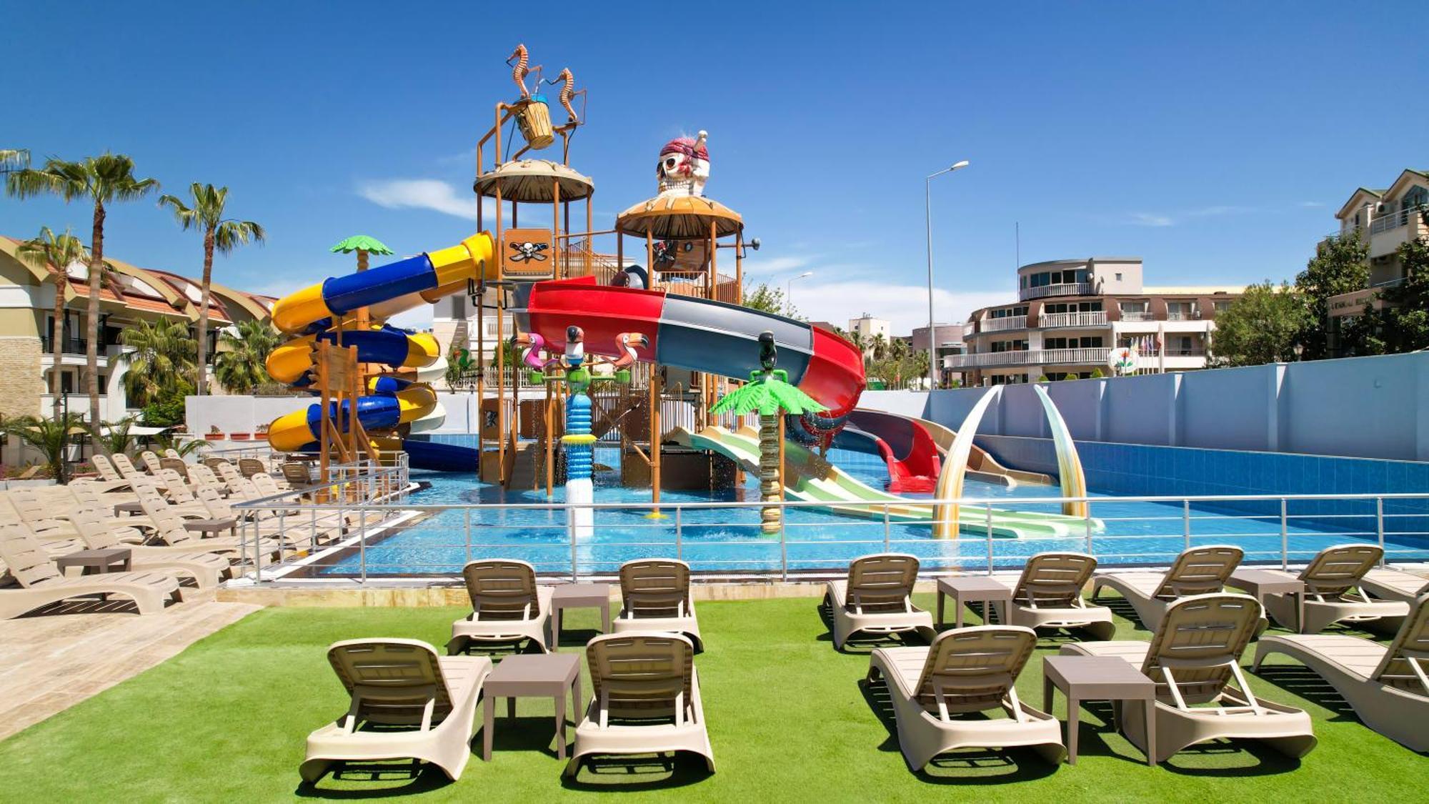 Dedeman Kemer Resort エクステリア 写真